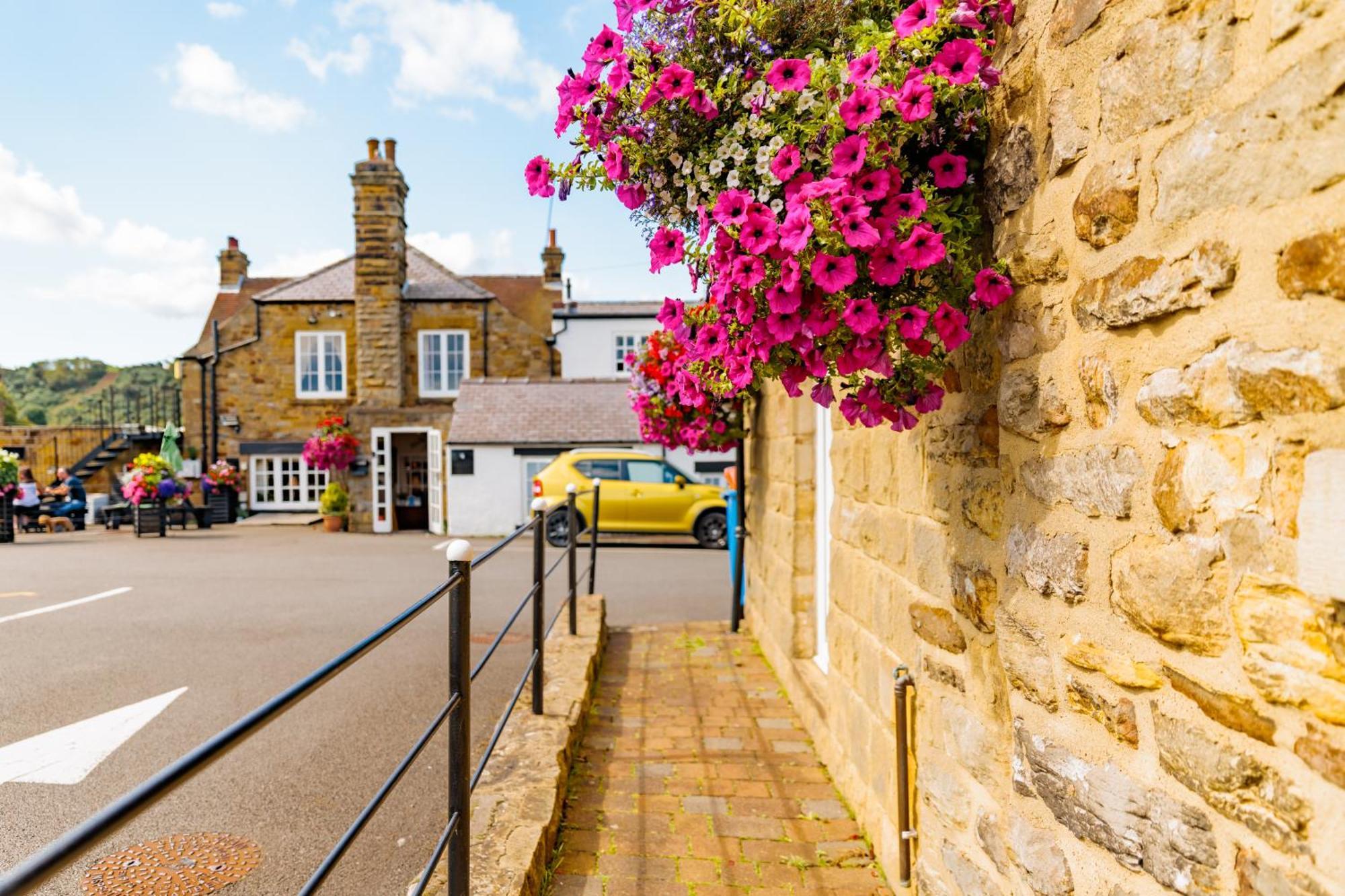 Blacksmiths Arms Inn Scarborough Exterior photo